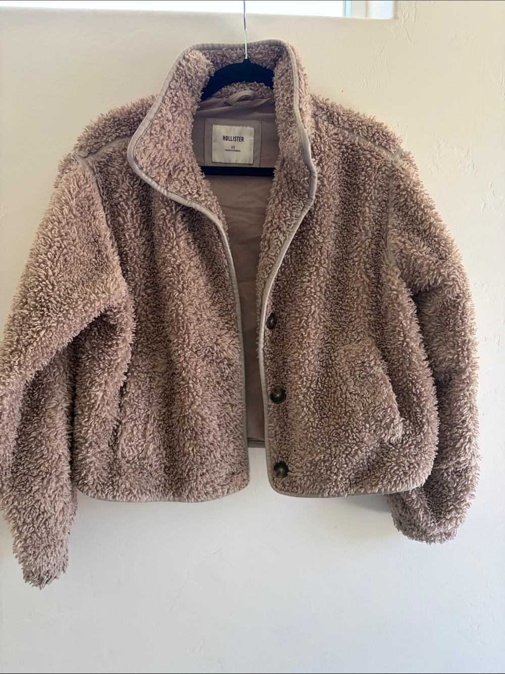 Hollister Plush Teddy Jacket in Taupe